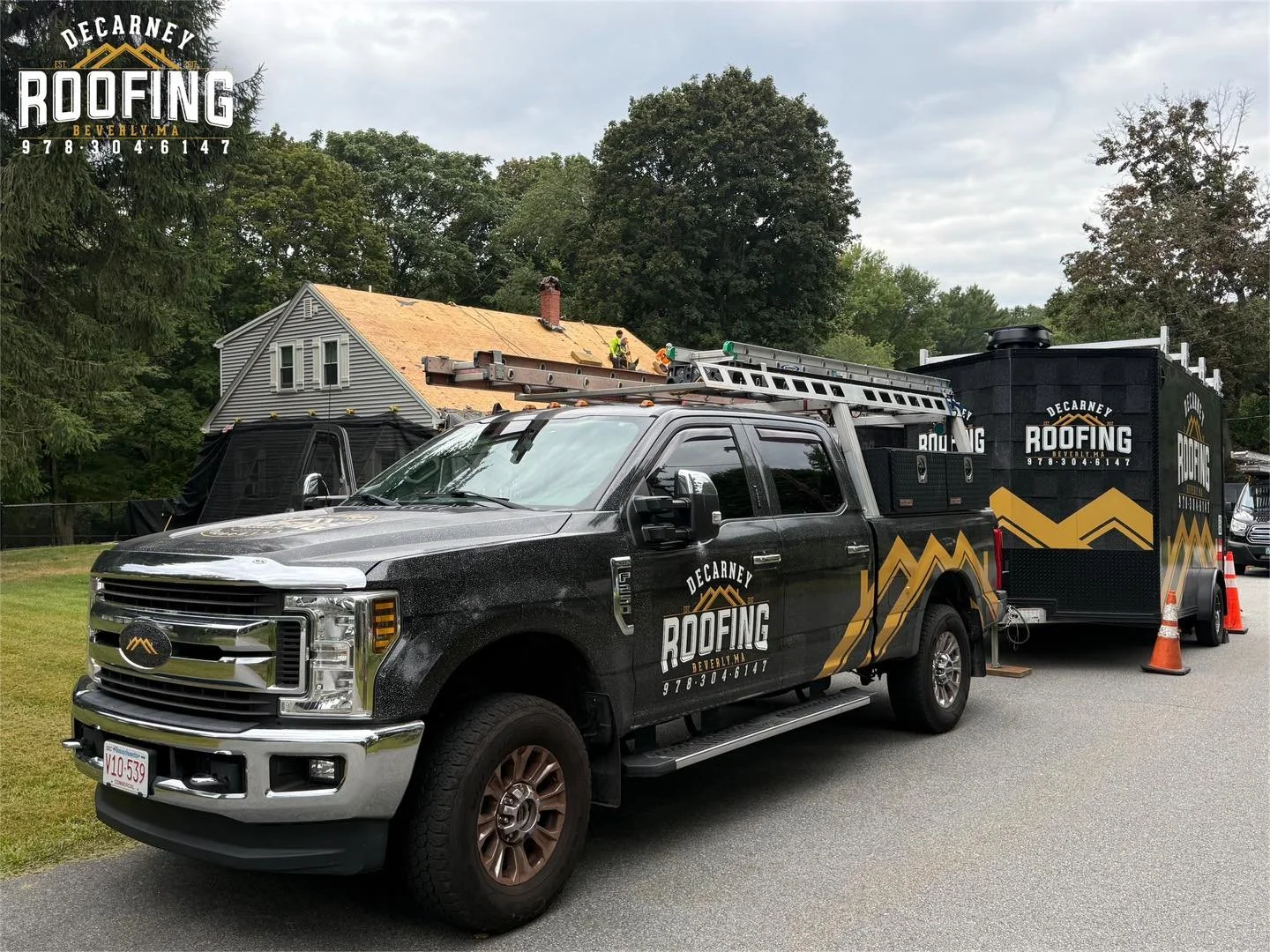 🏡✌️ Rolling into the weekend! See you all on Monday 😁

#DeCarneyRoofing #DeCarneyDidIt #TheDeCarneyDifference #BeverlysRoofer #Beverly #BeverlyBasedBeverlyTrusted #BeverlyMa