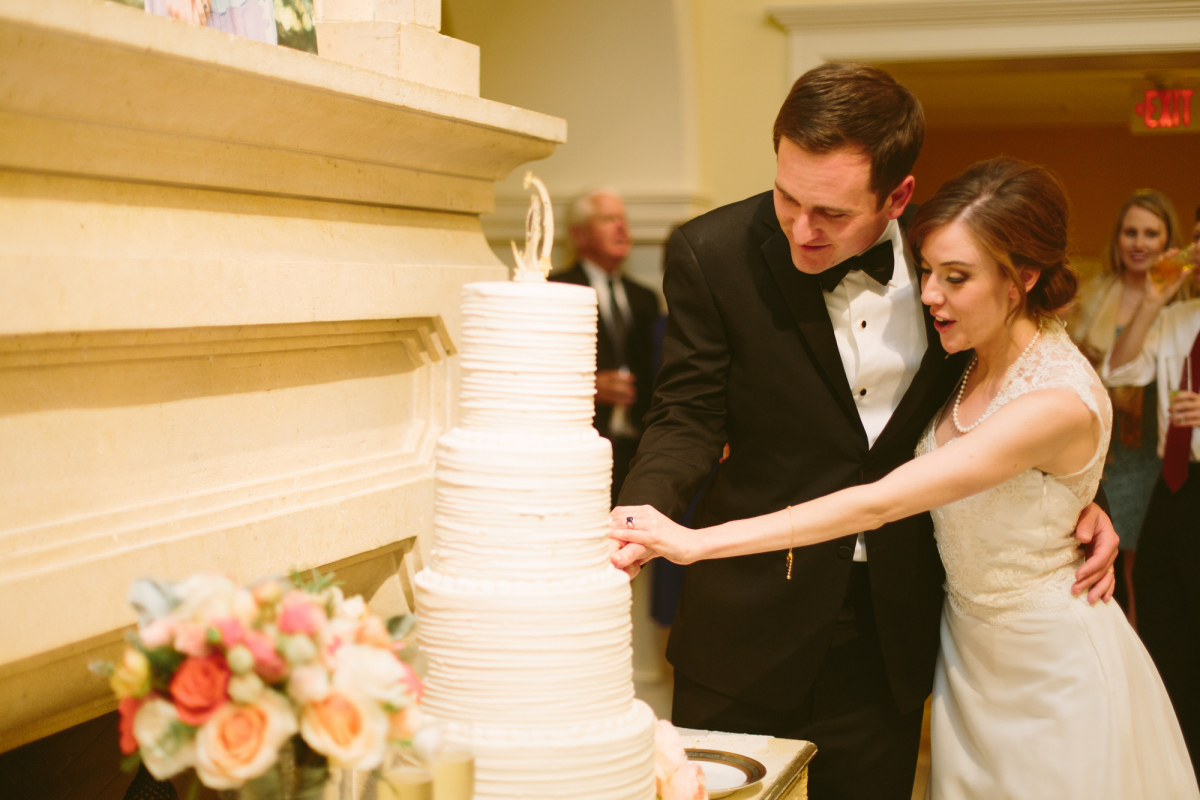 Emily + Cody = Spring Wedding Arlington Hall at Lee Park