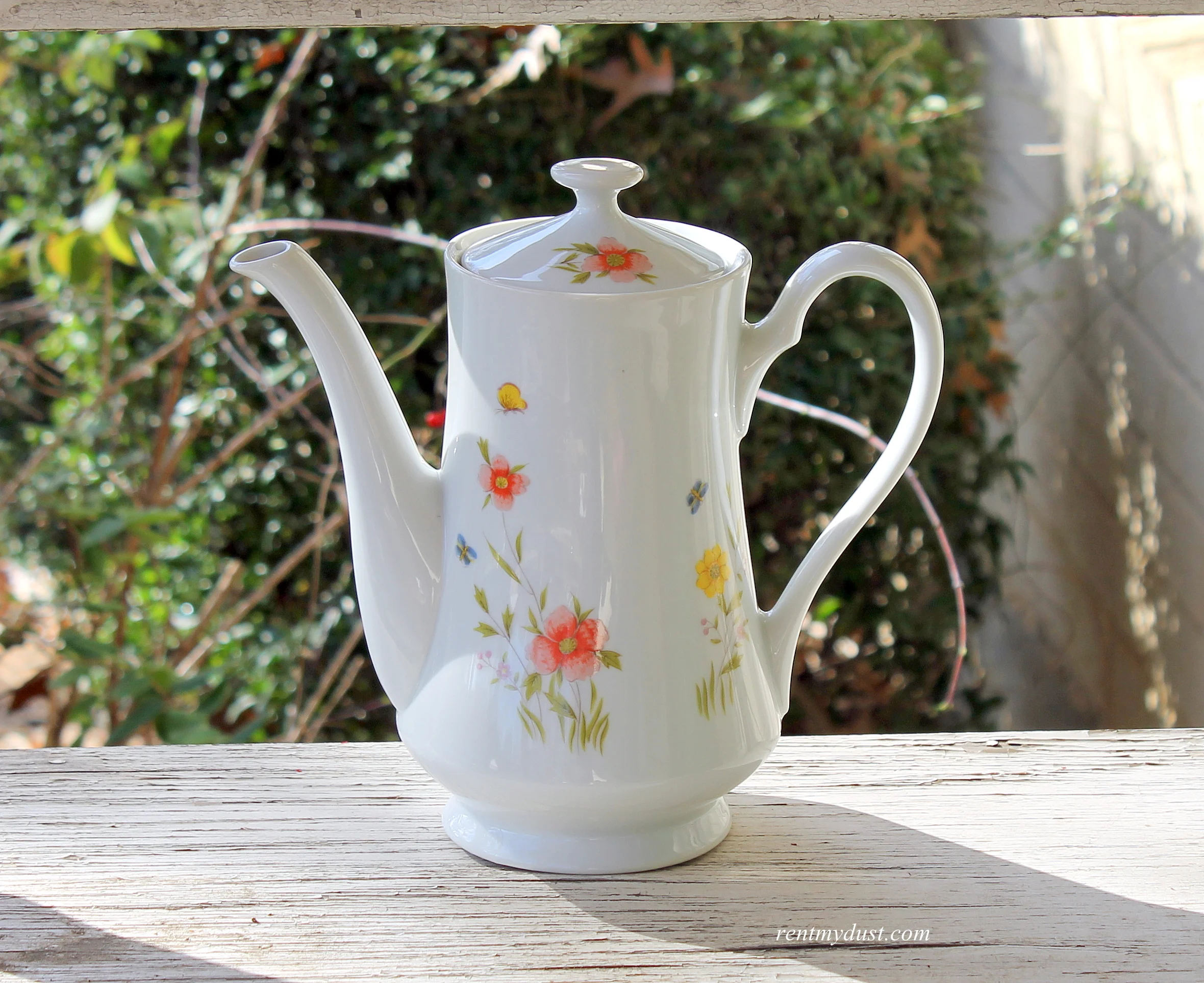 butterfly_wildflower_teapot.jpg