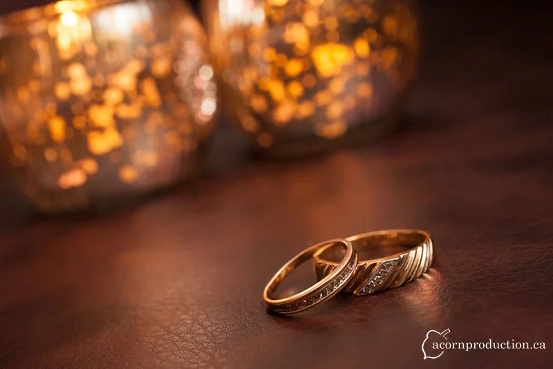 An intimate wedding during a cold Toronto winter evening at Spiga Ristorante