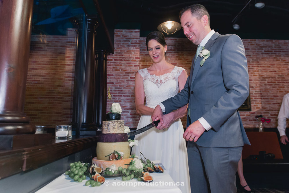 toronto-granite-brewery-wedding-photography-by-acornproduction.ca-130.jpg