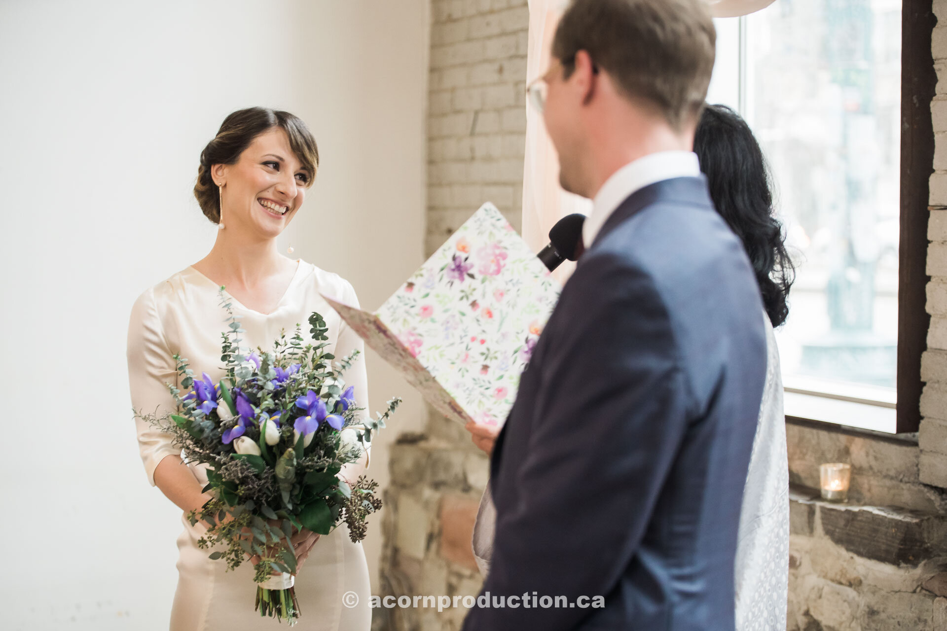 17-bride-reaction-wedding-cermony.jpg