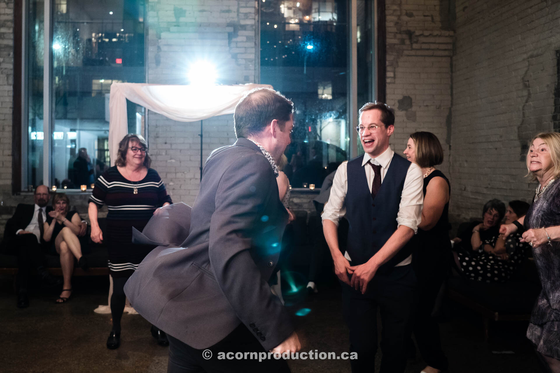 81-groom-dancing-having-good-time.jpg