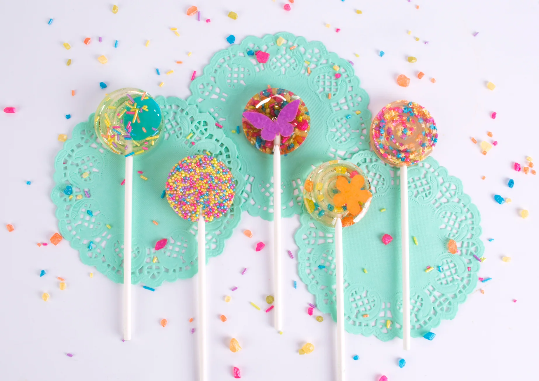 DecoratedHardCandyPops-1.jpg