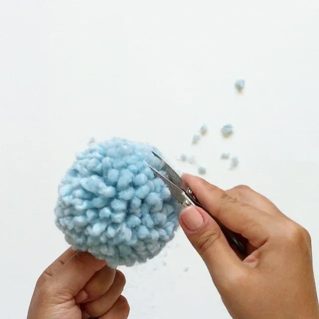 Making the Pompom