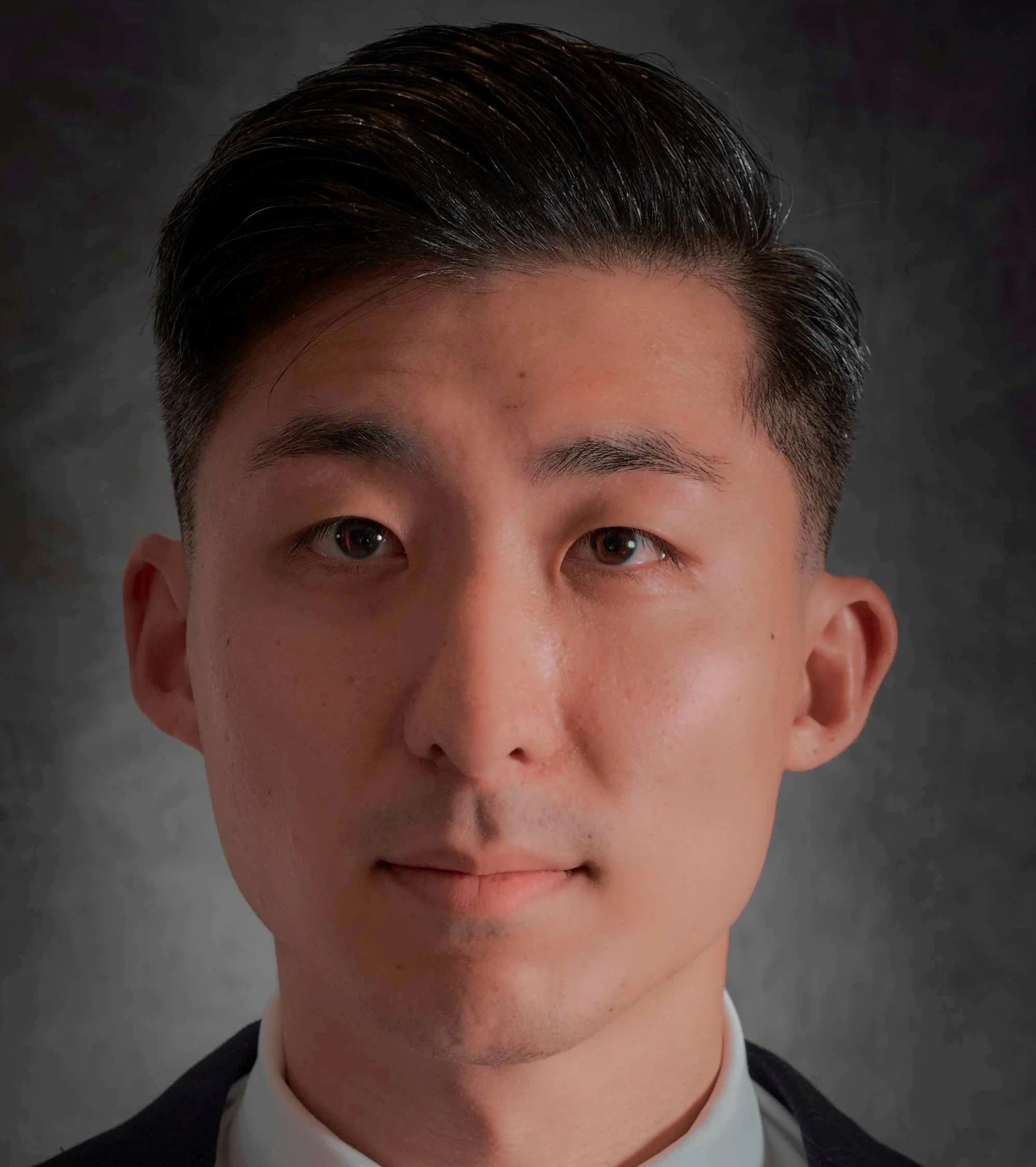 Gregory Kim Headshot
