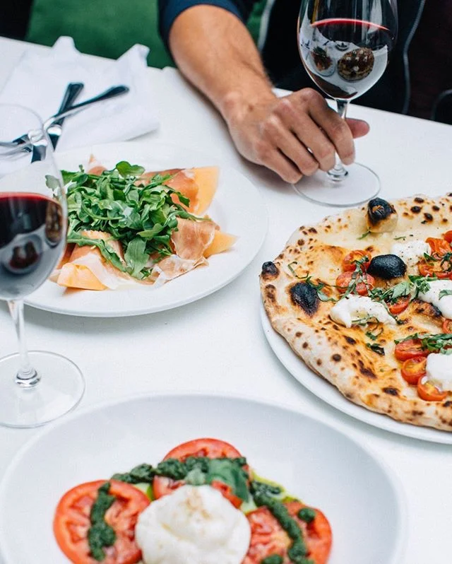This is what we're talking about... our ideal lunch date. We have pizza, prosciutto, burrata and it's Wine Wednesday!! 50% off select bottles.⠀⠀⠀⠀⠀⠀⠀⠀⠀
-⠀⠀⠀⠀⠀⠀⠀⠀⠀
-⠀⠀⠀⠀⠀⠀⠀⠀⠀
- ⠀⠀⠀⠀⠀⠀⠀⠀⠀
#lunchdate #frienddate #lovepizza #isolapizza #isolapizzabar #is