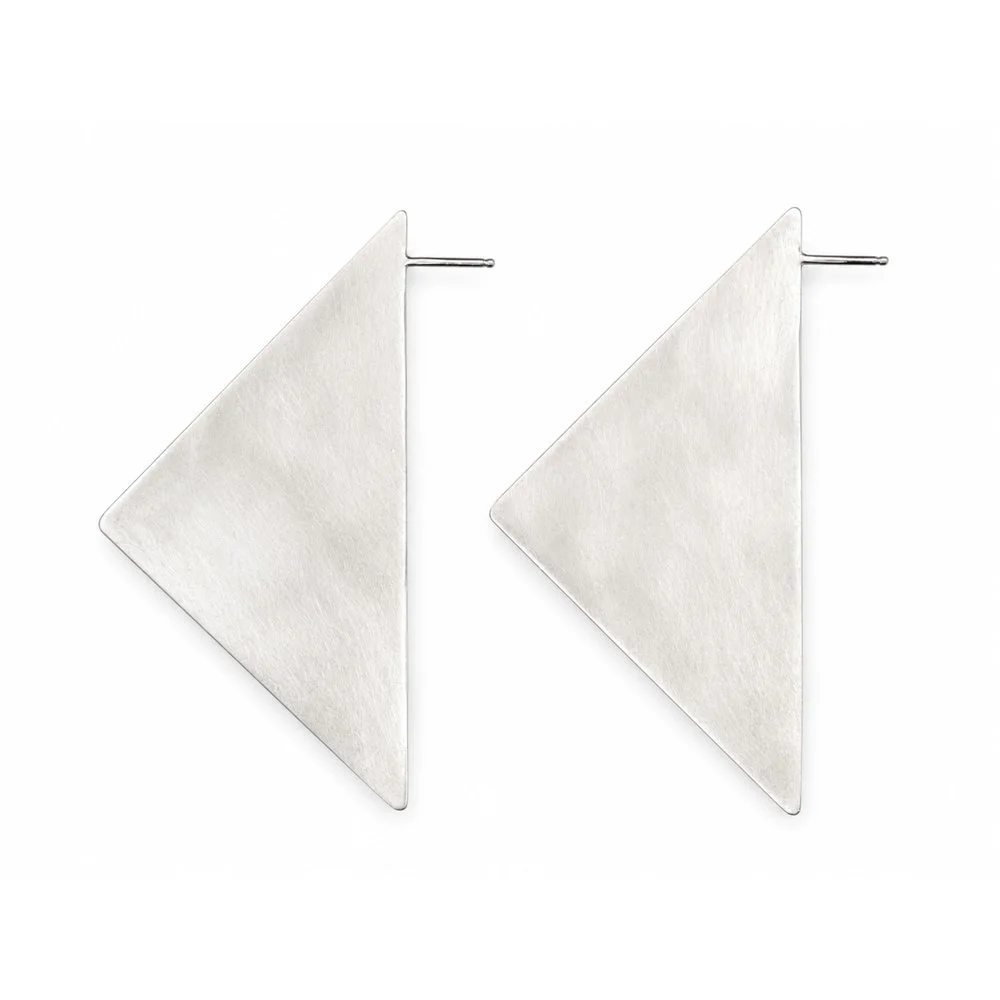 02_burnished_silver_triangle_earrings_1000x1000 (2).jpg