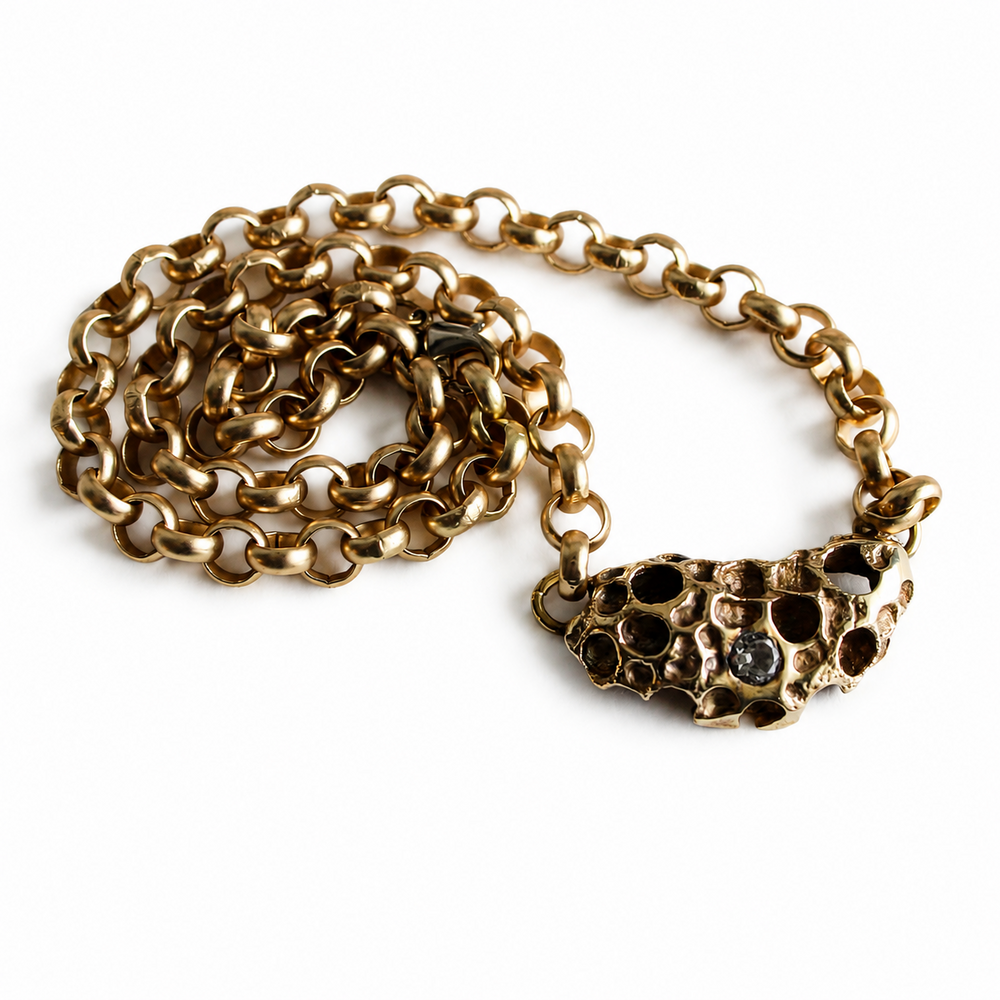 Bedizen_Sculptural_Necklace_Closeup_1000x1000.png
