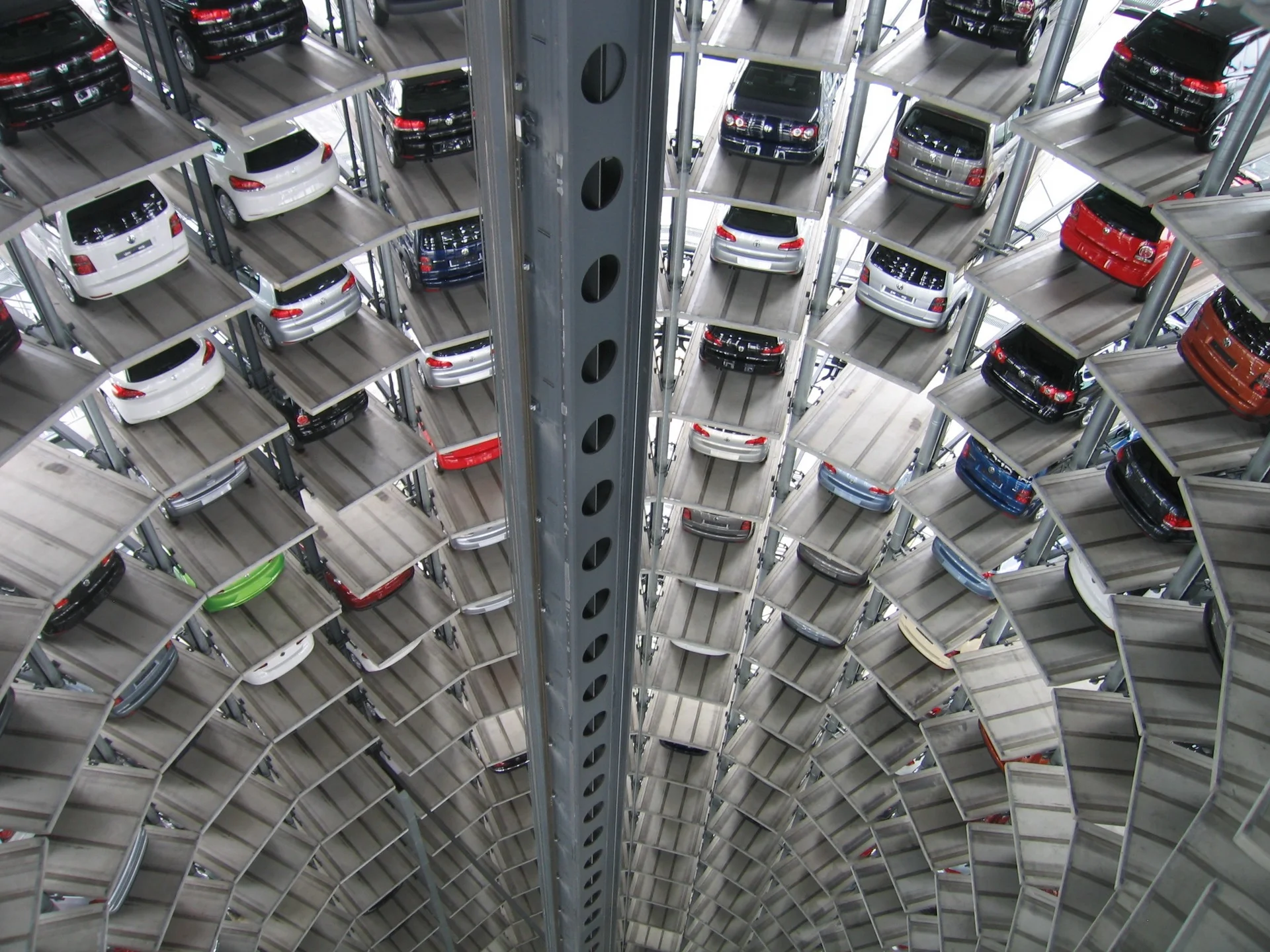 We seem to want to buy ALL THE CARS right now, and yet new cars are piling up on lots and there's a glut of high-quality used cars coming off leases. So more people than ever own cars AND we've got a ton of cars on the market with subprime credit easily available for increasingly longer terms... Sound like a familiar scenario?