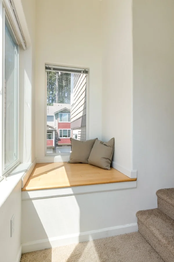 Mid-stair nook