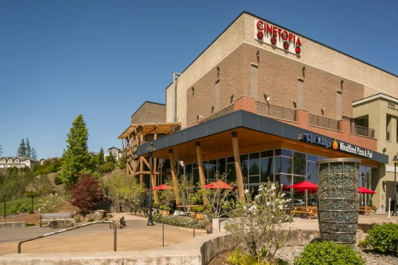 Cinetopia (nearby)
