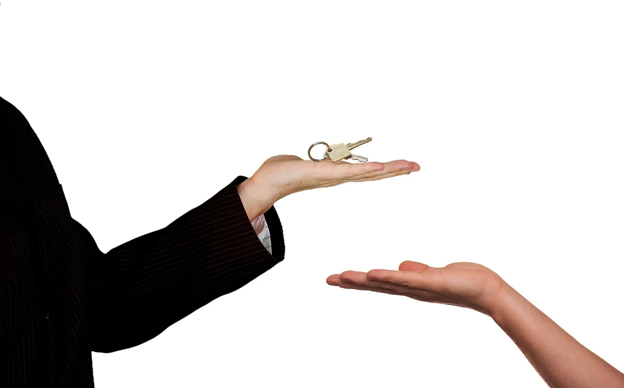 real-estate-3337032_1280.jpg