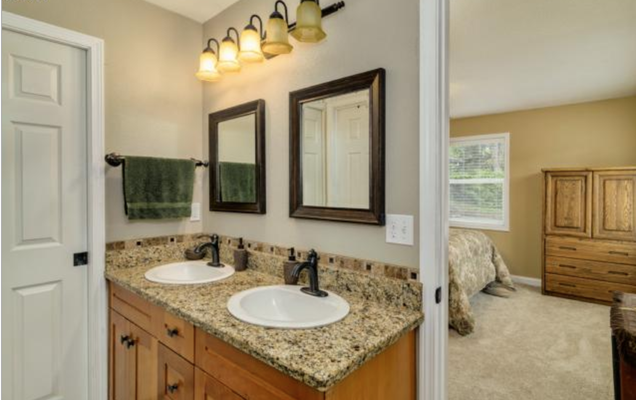 Not my dream bathroom but compromises can be made…