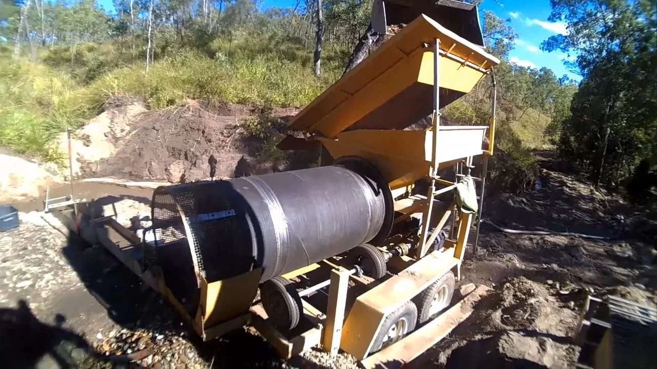 small mining opp3.mp4_snapshot_01.38_[2017.03.03_18.54.25].jpg