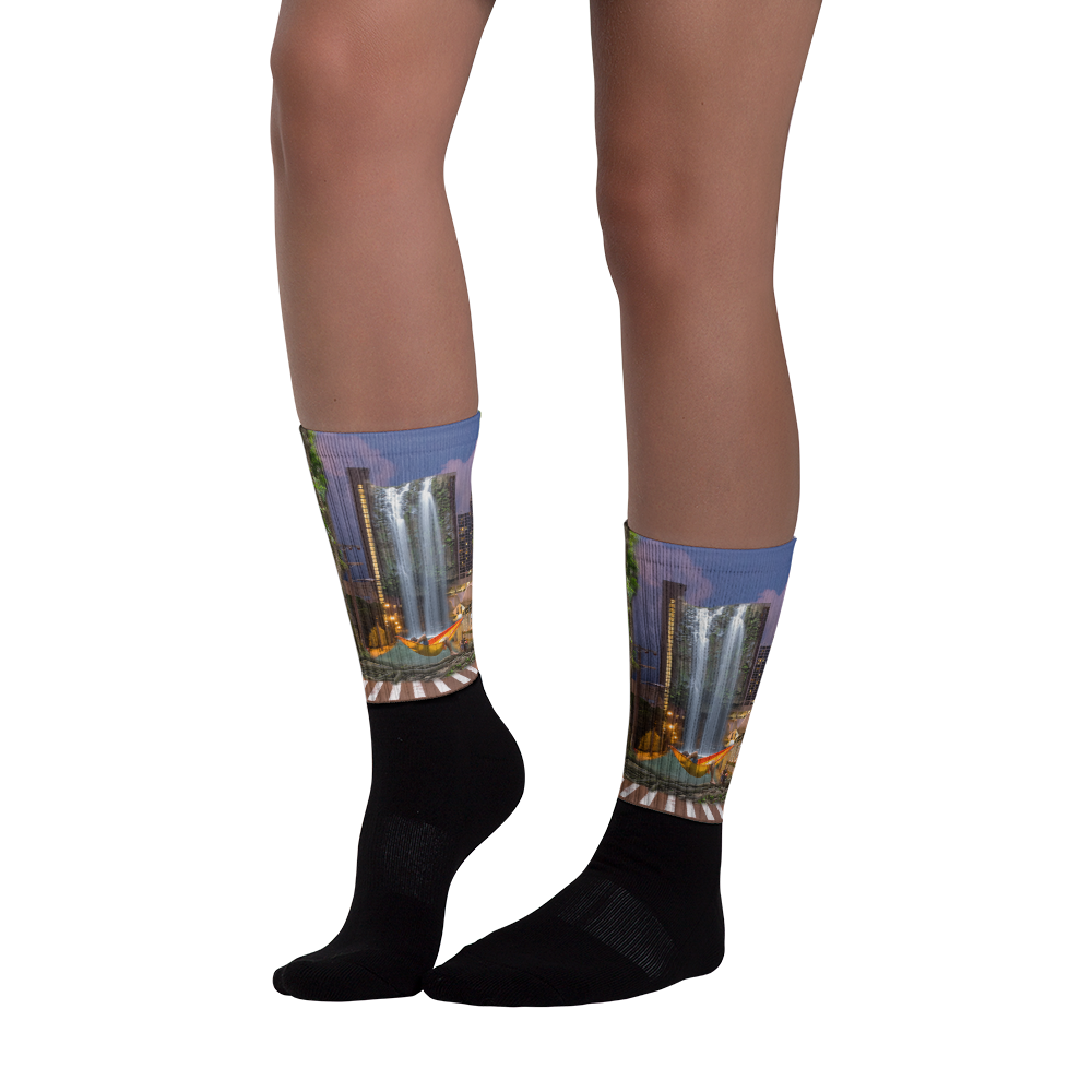 Reis-Transition-3_mockup_On-Model-2.png