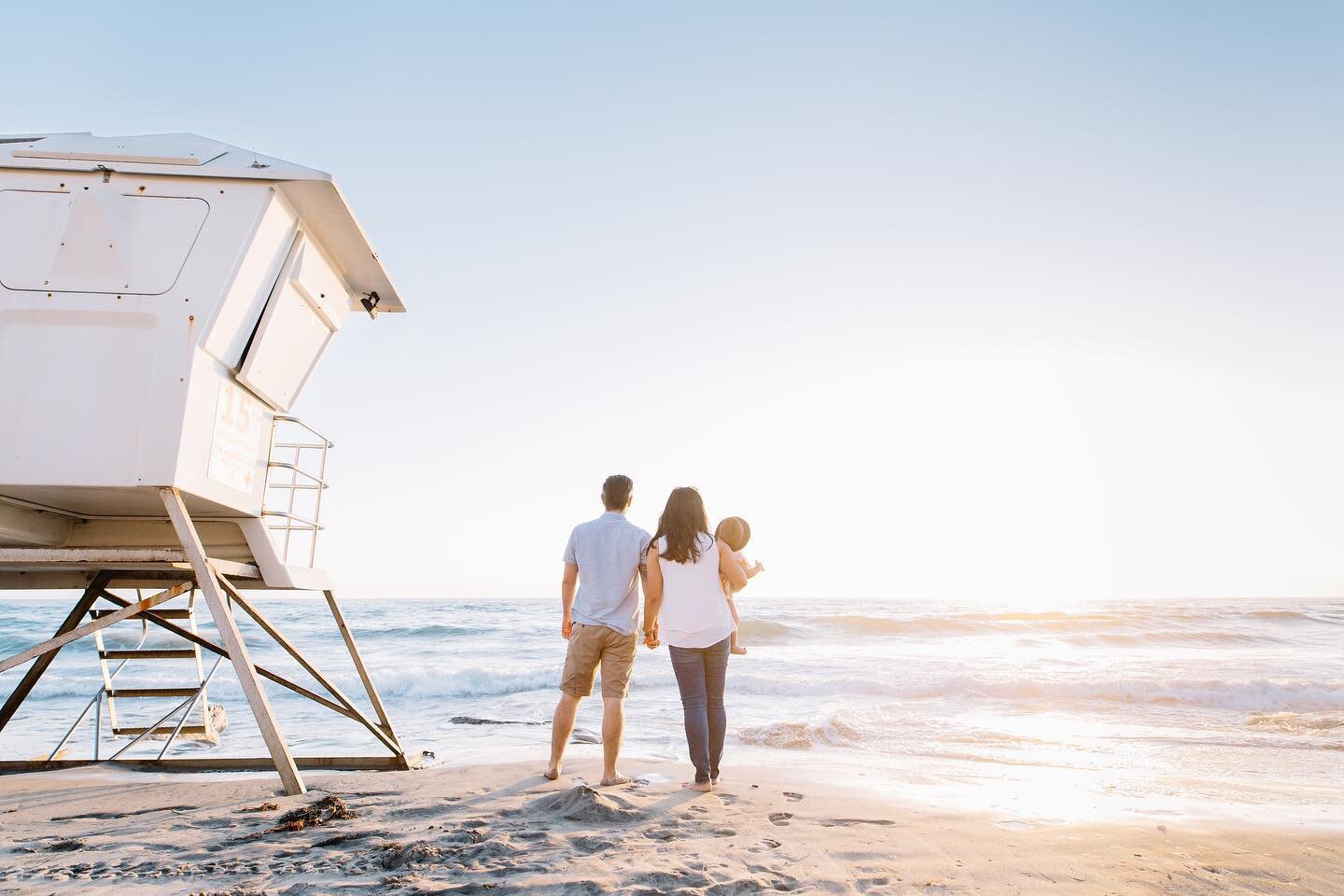 Family portraits are nice, but I prefer candids! How about you?

 
#chrissywphoto
#northcountysdphotographer
#northcountysandiegophotographer
#sandiegophotographer #sandiegofamilyphotographer #sandiegolifestylephotographer #sandiegochildphotographer 