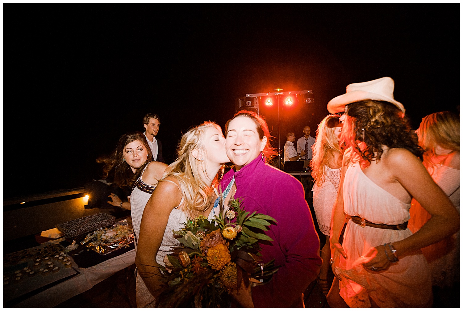 bride and bouquet toss, outdoor colorado wedding, marble colorado wedding, marble lodge wedding, adventurous colorado wedding photographer