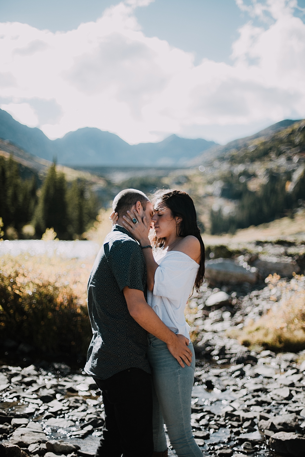 Couple posing, Breckenridge Colorado Wedding Photographer, Breckenridge Colorado Elopement Photographer, Hiking Photographer, maui wedding photographer, maui elopement photographer