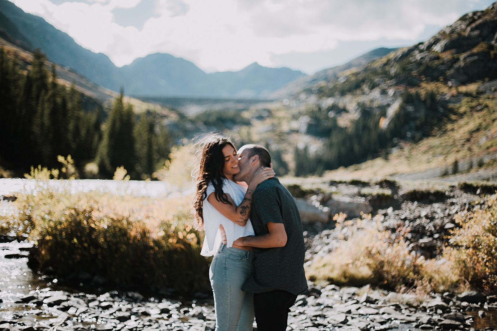 couple posing, breckenridge colorado wedding photographer, breckenridge colorado elopement photographer, hiking photographer, maui wedding photographer, maui elopement photographer