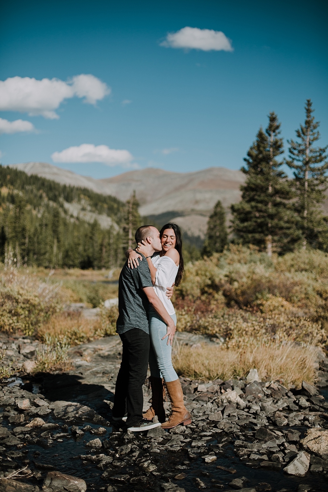 couple posing, breckenridge colorado wedding photographer, breckenridge colorado elopement photographer, hiking photographer, maui wedding photographer, maui elopement photographer