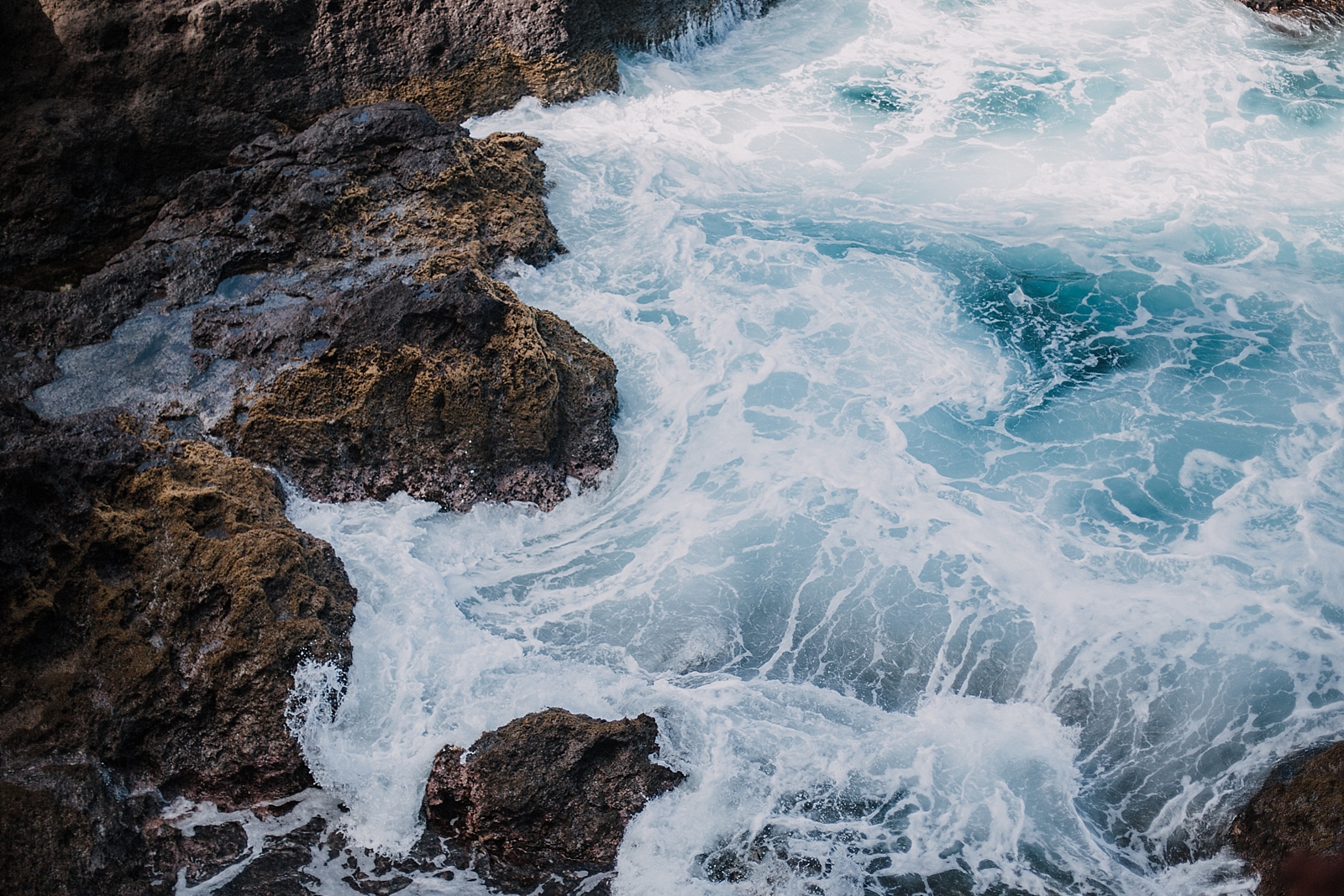 climbing in maui, maui cliffside, hawaiian cliffside, maui elopement photographer, maui wedding photographer, maui adventure, maui hiking, maui hawaii hiking, maui tide pool, alexis russell ring