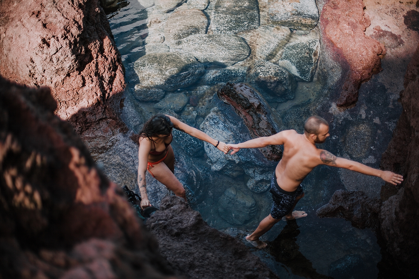 maui tidepools, maui diving, maui cliffside, maui elopement photographer, maui wedding photographer, couple on cliffside, maui hiking, maui hawaii hiking, lahaina maui beaches, alexis russell ring