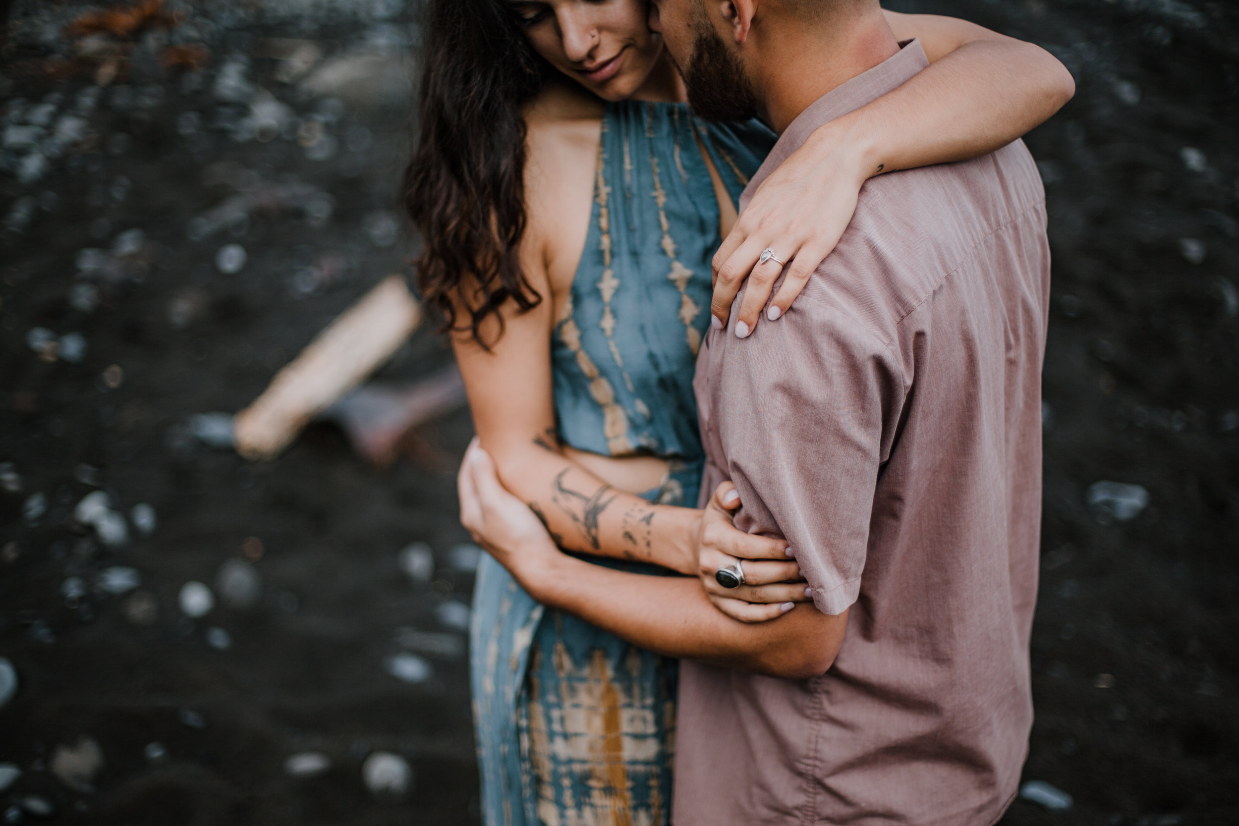 couple on black beach, island hiking, hawaii waterfall, road to hana, maui waterfall, hawaii wedding photographer, hawaii elopement photographer, maui wedding, maui engagements, maui elopement