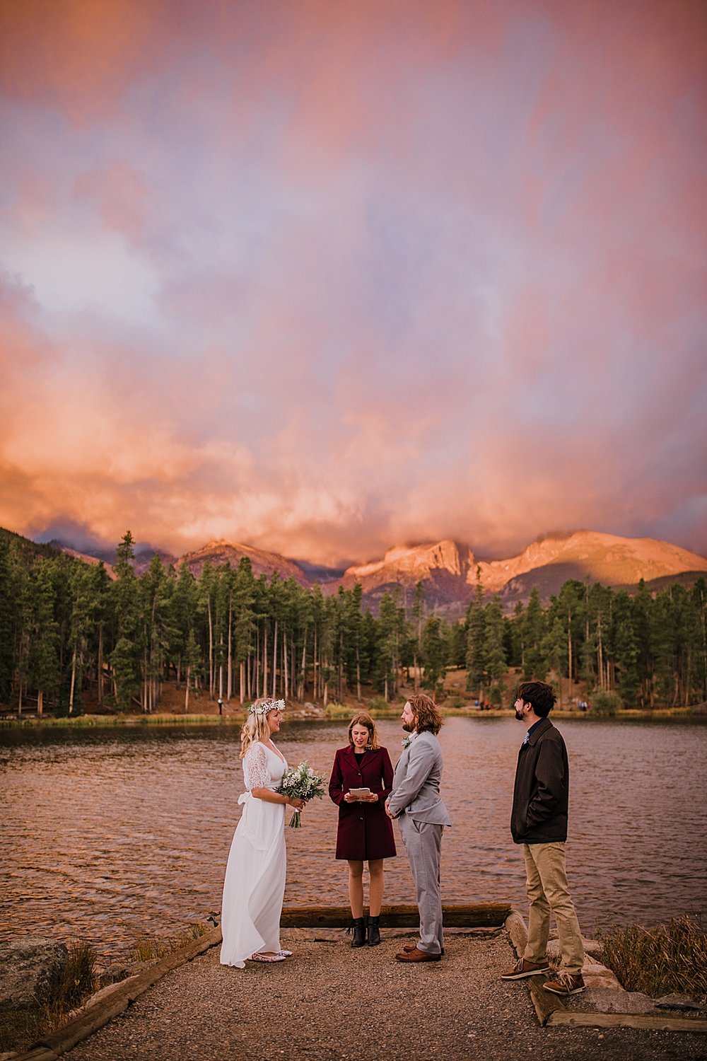 sprague lake elopement ceremony, sunrise elopement, colorado elopement, sprague lake elopement, sprague lake wedding, rocky mountain national park elopement, adventurous colorado hiking elopement