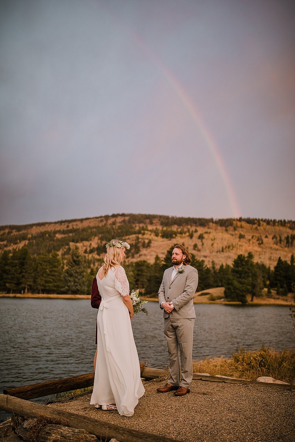 sprague lake elopement ceremony, sunrise elopement, colorado elopement, sprague lake elopement, sprague lake wedding, rocky mountain national park elopement, adventurous colorado hiking elopement