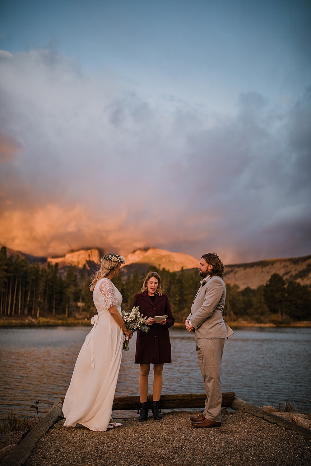 sprague lake elopement ceremony, sunrise elopement, colorado elopement, sprague lake elopement, sprague lake wedding, rocky mountain national park elopement, adventurous colorado hiking elopement