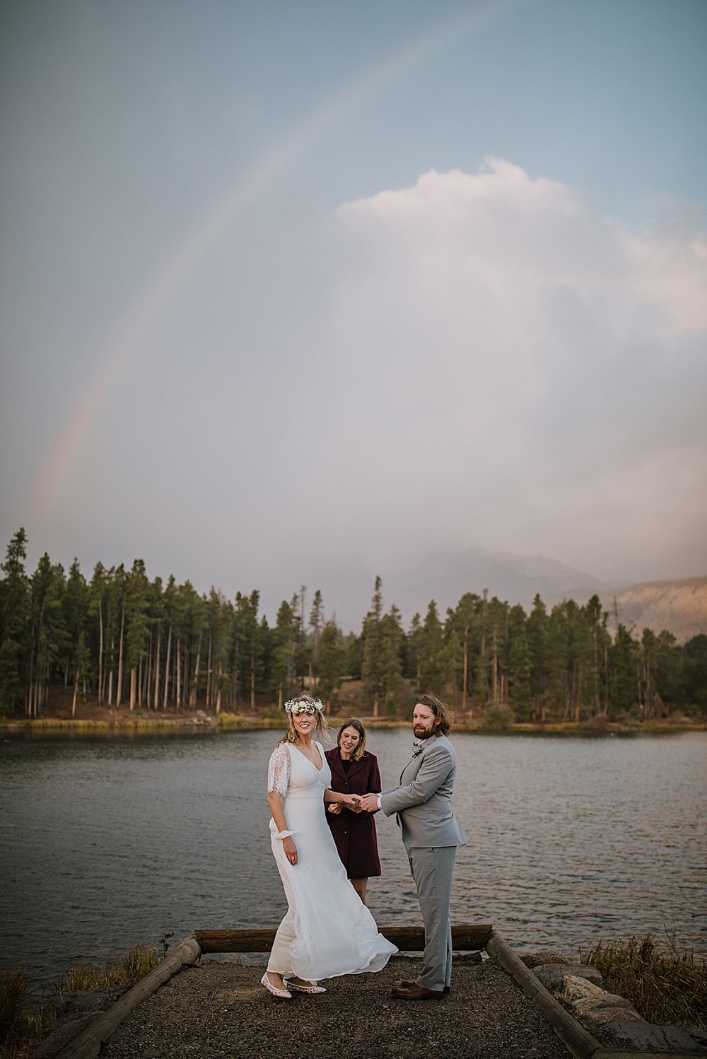 bride and groom wedding rings, sprague lake dock elopement, sunrise elopement, colorado elopement, sprague lake elopement, rocky mountain national park elopement, adventurous colorado hiking elopement