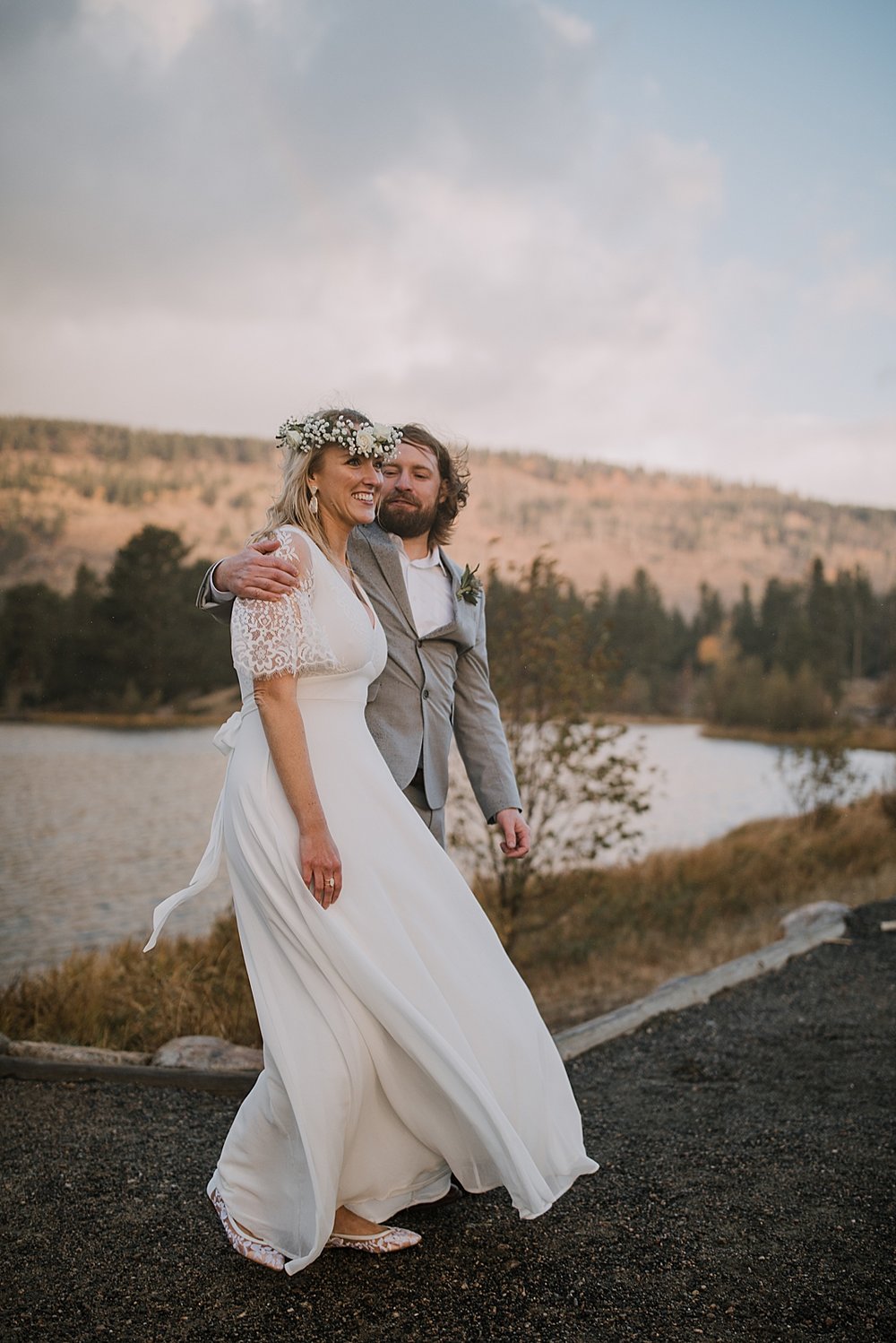 sprague lake dock elopement, sprague lake dock elopement, sunrise elopement, colorado elopement, sprague lake elopement, rocky mountain national park elopement, adventurous colorado hiking elopement