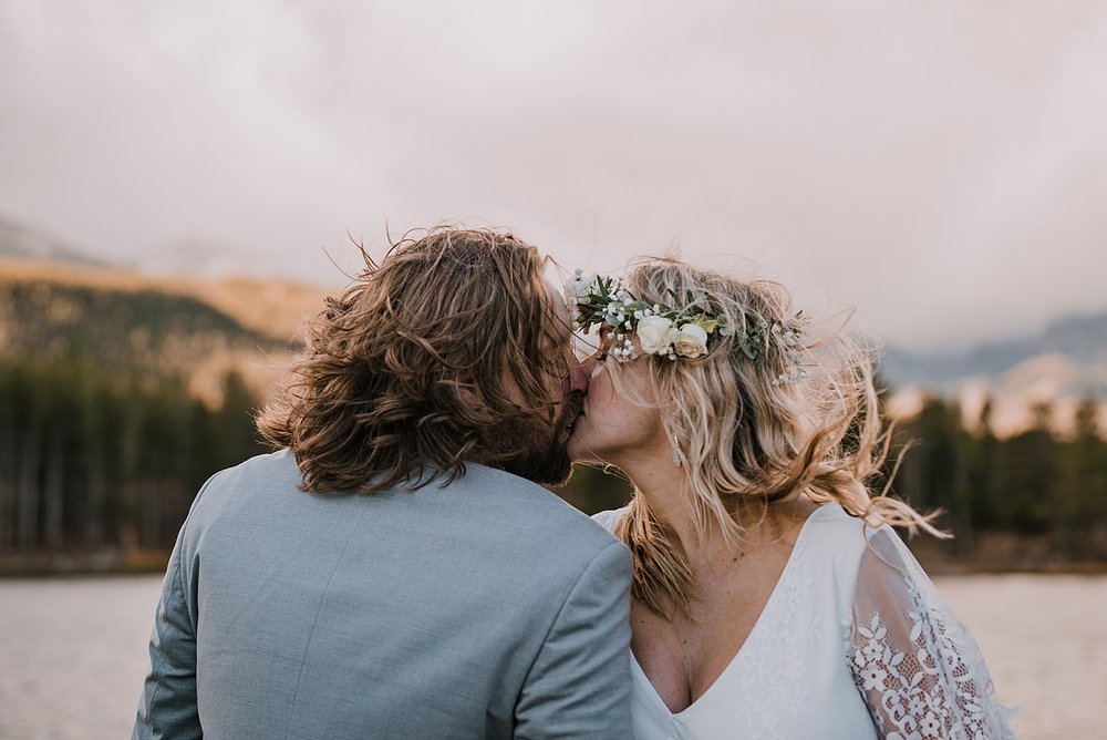 hiking bride and groom, sprague lake dock elopement, sunrise elopement, colorado elopement, sprague lake elopement, rocky mountain national park elopement, adventurous colorado hiking elopement