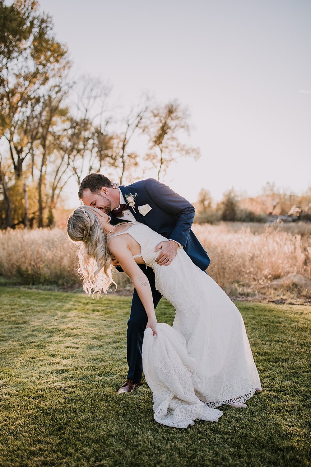 wedding couple, sweetheart winery sunset, sweetheart winery wedding, hiking near the sweetheart winery, hiking in loveland colorado, loveland wedding photographer