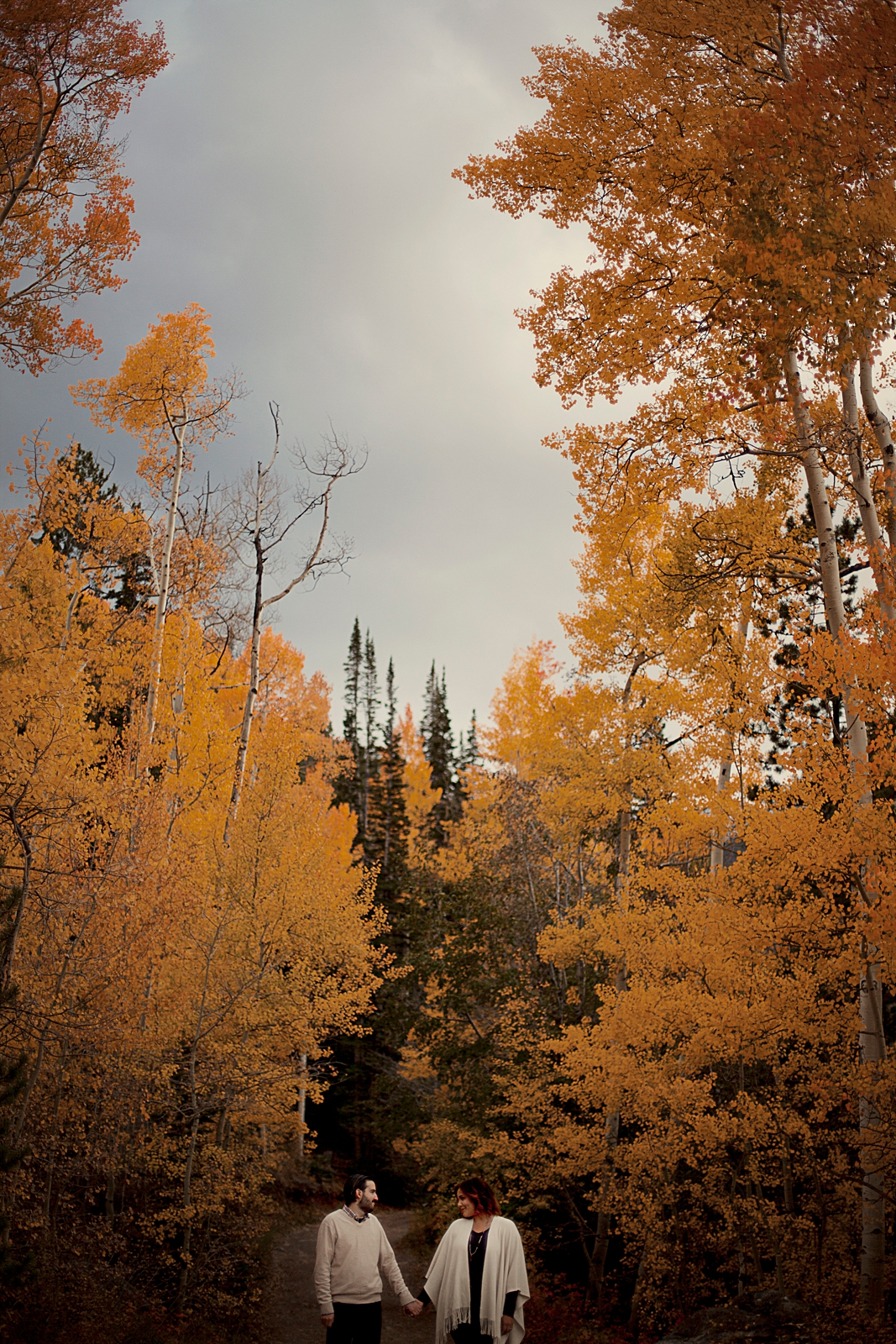 aspen tunnels colorado, mount royal and peak one view, hiking miners creek to colorado trail, hiking trails frisco colorado, fall colors summit county colorado, frisco colorado engagement photographer