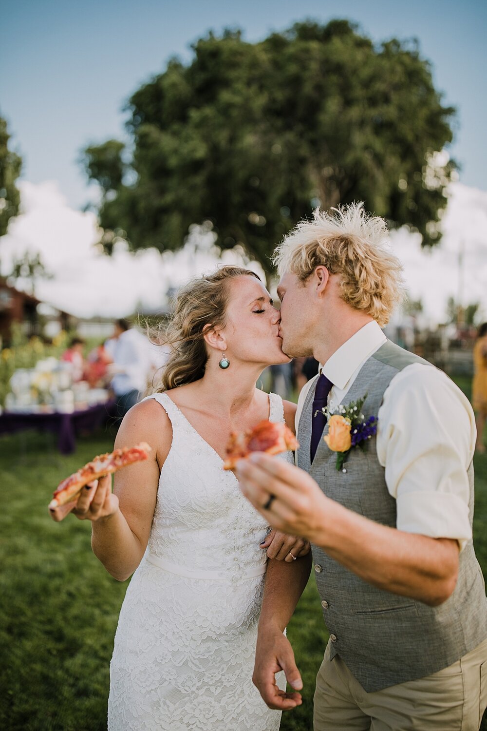 bride and groom pizza cutting at backyard wedding, mt hood elopement, mt hood national forest, smith rock state park wedding, smith rock state park hiking elopement, terrebonne oregon backyard wedding