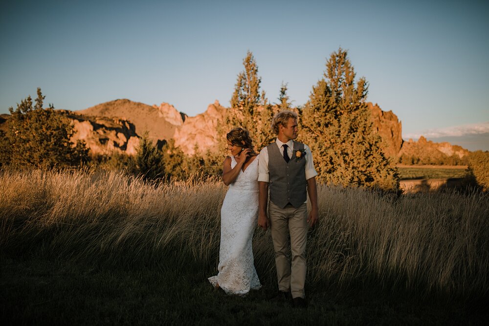 bride and groom at peak of sunset, mt hood elopement, mt hood national forest, smith rock state park wedding, smith rock state park hiking elopement, terrebonne oregon backyard wedding