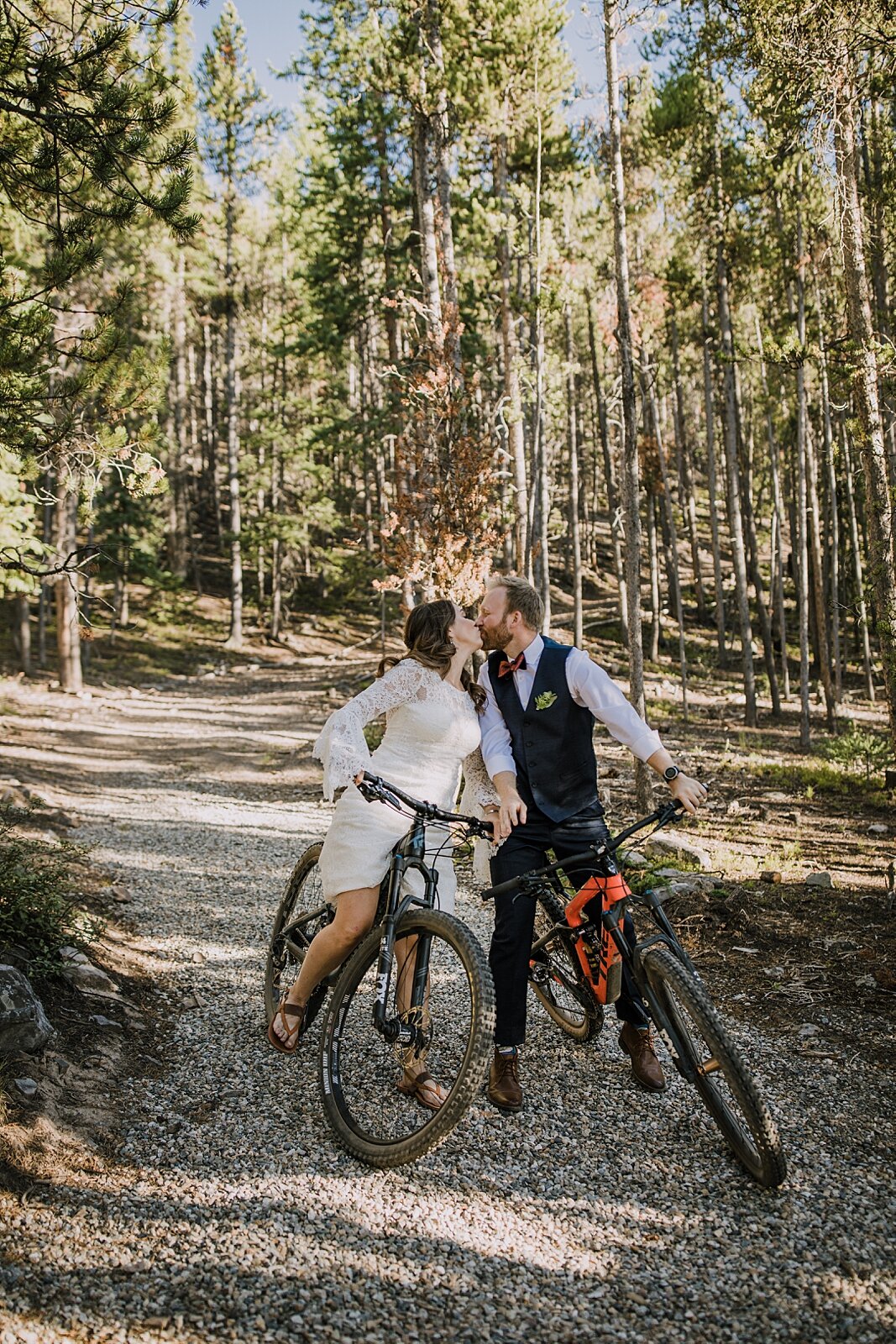 breckenridge-colorado-summer-intimate-backyard-elopement-on-boreas-pass_0016.jpg