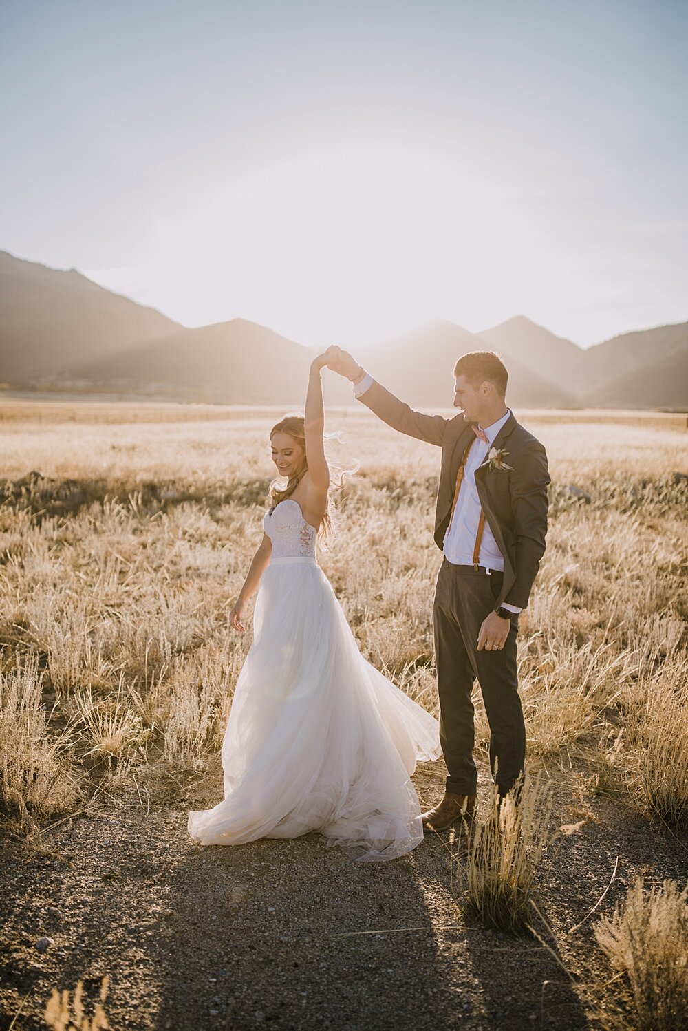 bride and groom dancing, wedding reception, the barn at sunset ranch in buena vista co, buena vista colorado wedding, the barn at sunset ranch wedding, buena vista colorado mountain wedding venue