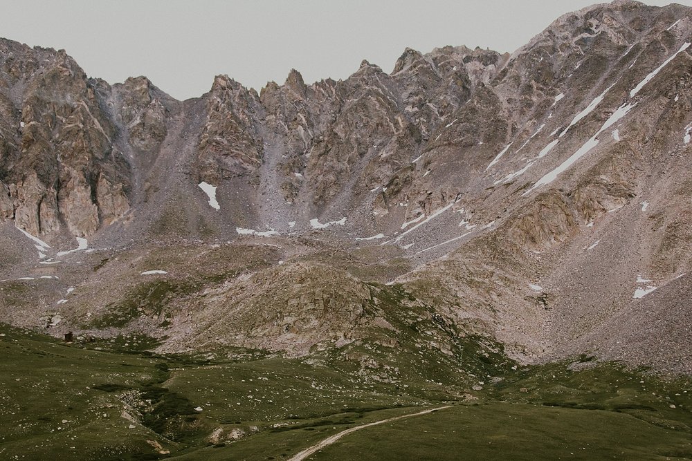 mayflower gulch panorama, quandary mountain elopement, tenmile mountain range elopement, quandary peak elopement, alpine glow sunset elopement, elopement on a fourteener