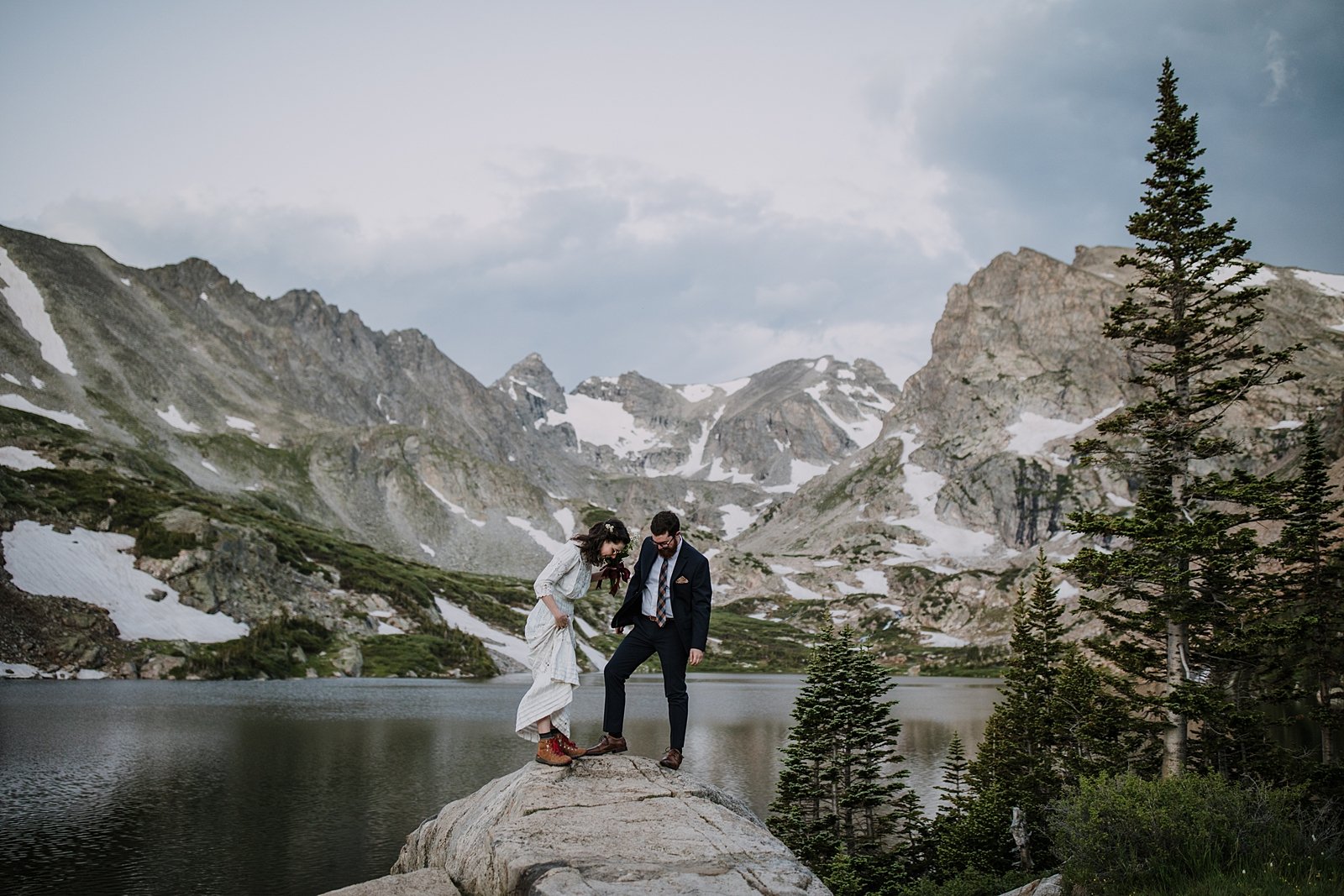bride and groom first look, summer morning elopement, rocky mountain national park elopement, hiking the continental divide, colorado rockies elopement, glacier lake elopement