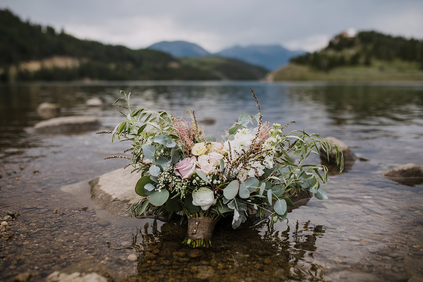 mountain bridal bouquet, mountain florals, pink and sage wedding flowers, colorado mountain wedding, colorado mountain wedding photographer, frisco wedding florist, mountain roots florals