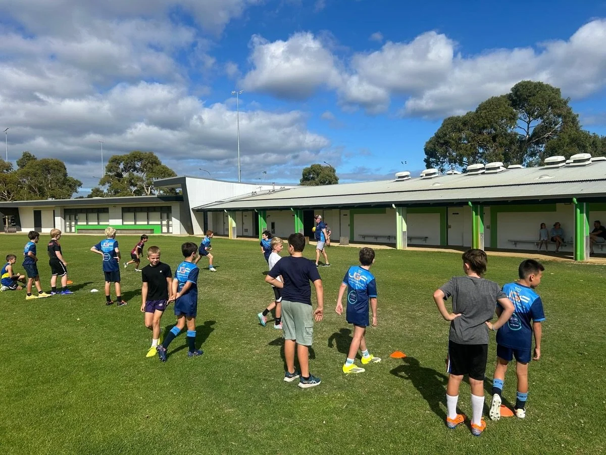 Our Year 5 Blue boys were back out on the track this morning for an extra session to make up for some coach unavailability during the week. 💪🏉

It was great to see our Year 9 coach, and new President, stepping in to support the session, as the boys