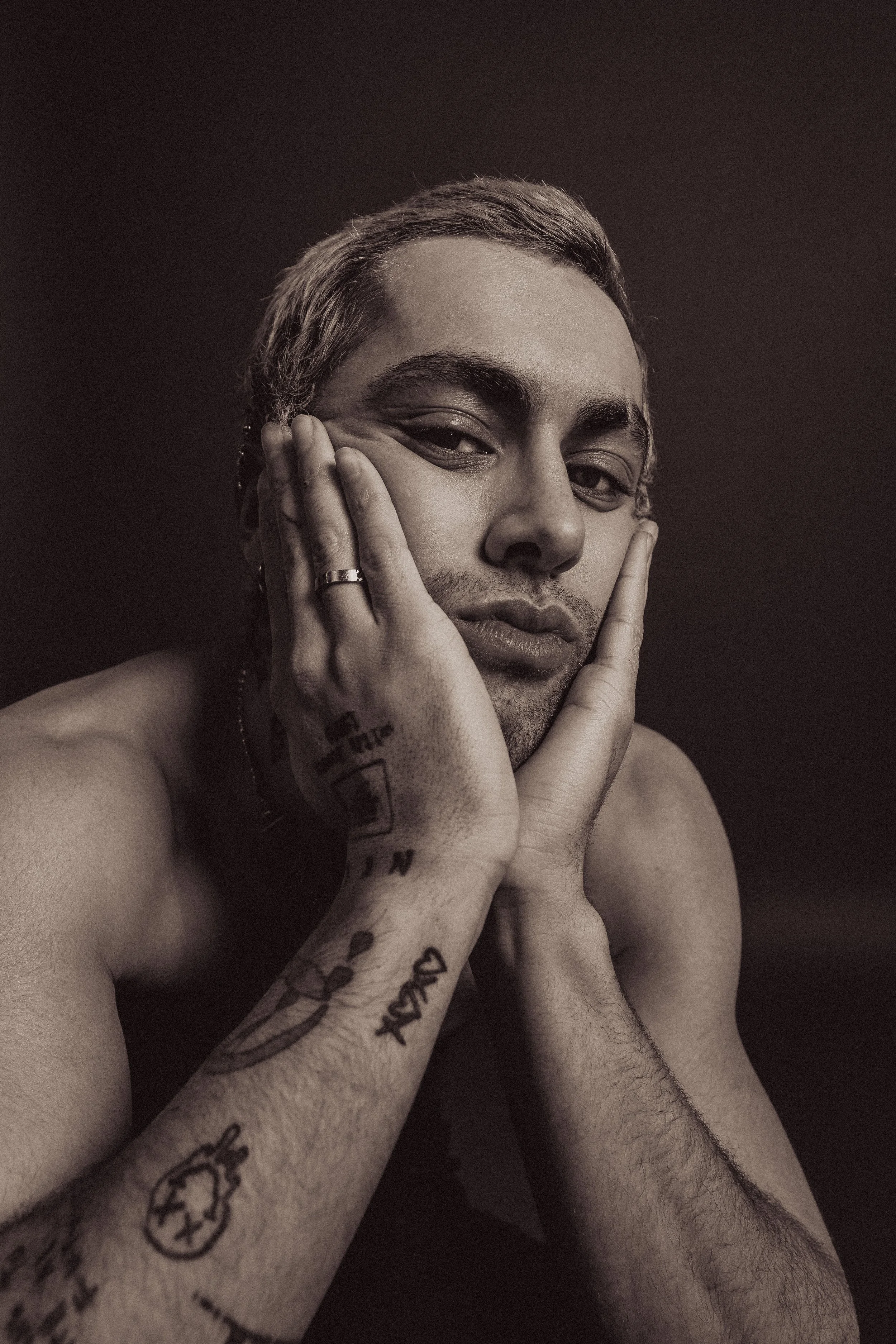 Dilly Studio4837-Edit.jpg