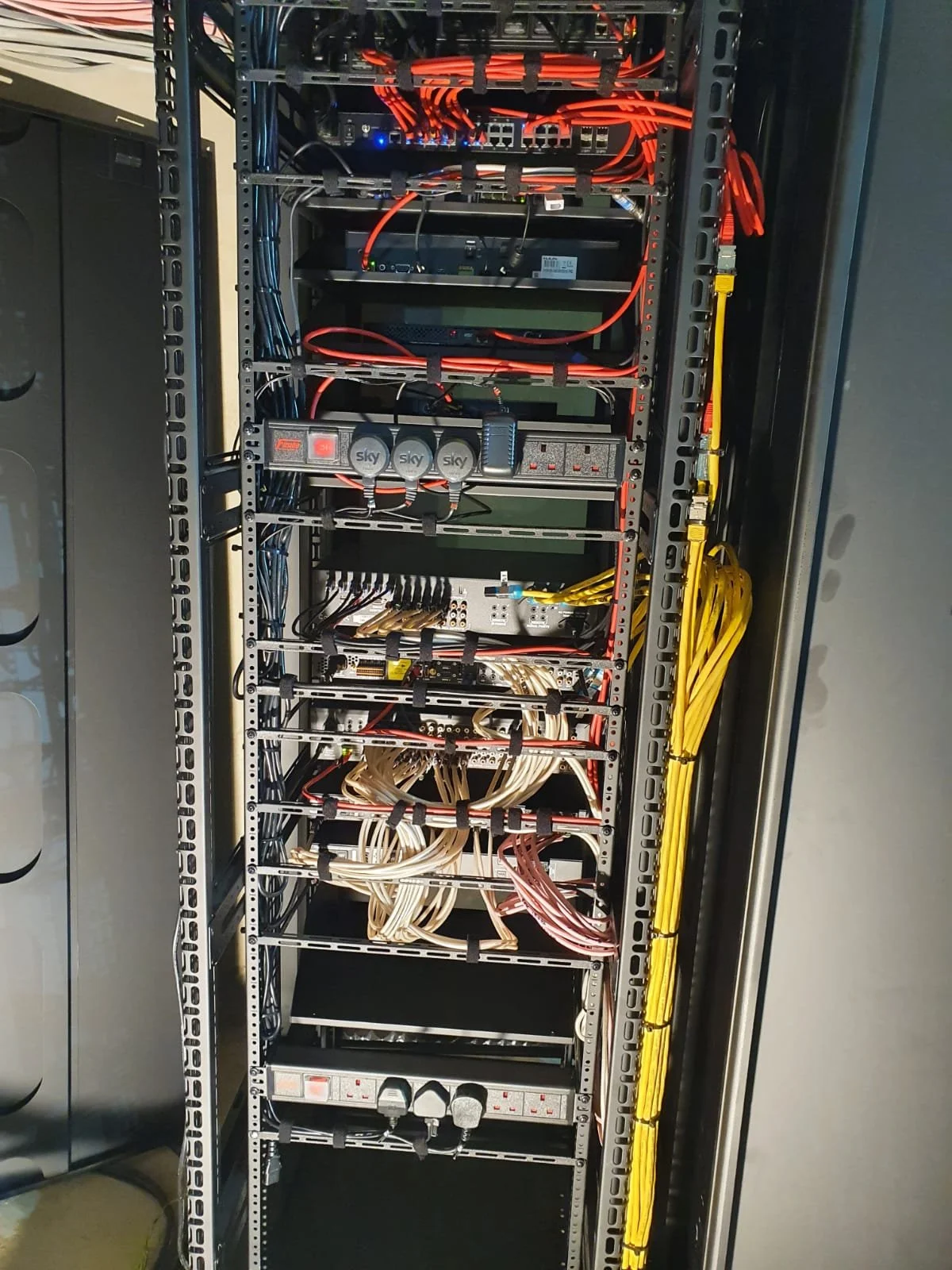3f67cc62-ce40-4fa5-bba2-3b51289fb278.JPEG