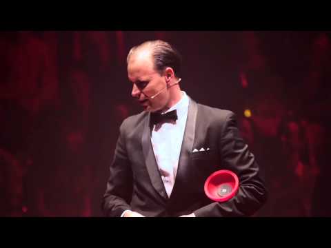 Live @ La Soiree: Asher Treleaven //Sexy Diabolo For Ladies, Ladies?