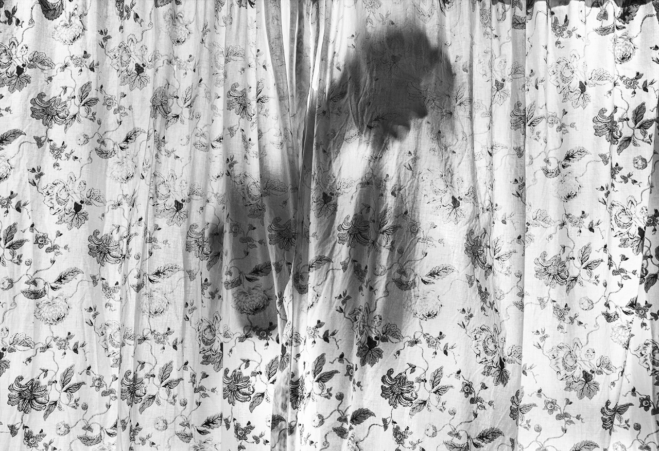 Between the cracks_12.png