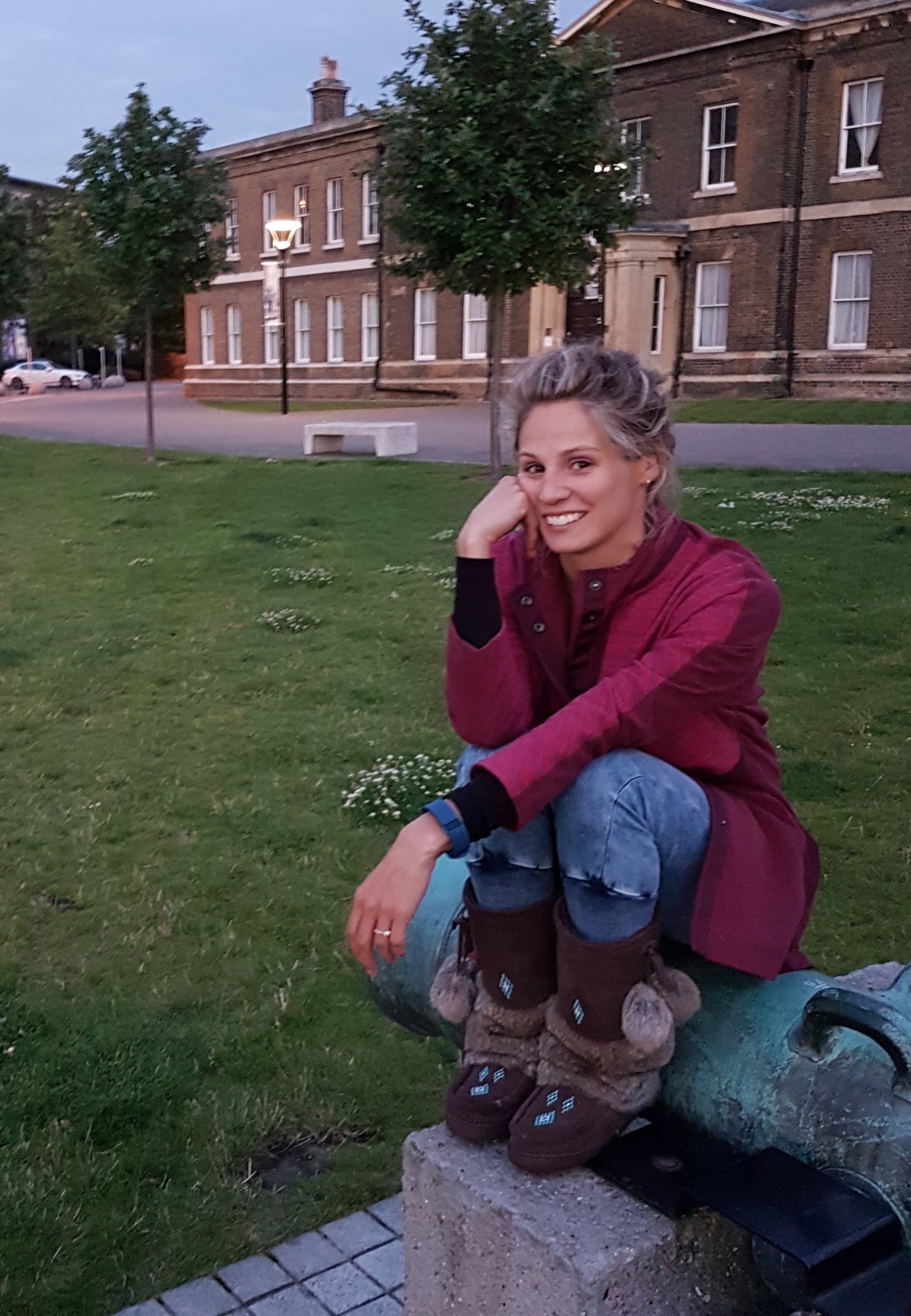 Robyn Waite Image.jpg