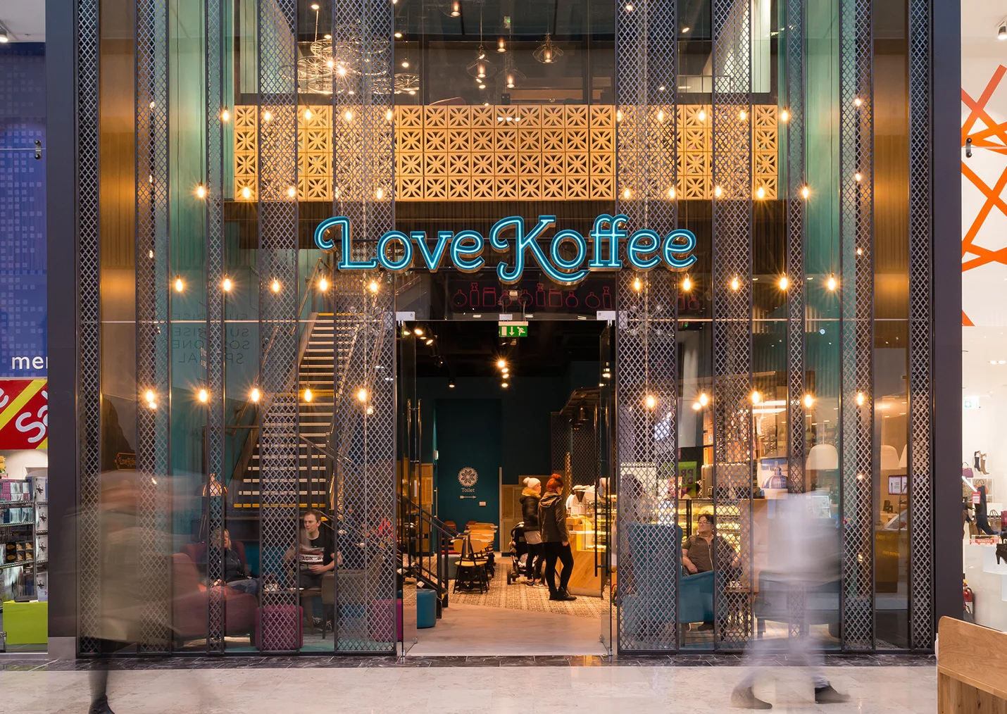 Projecta_LoveKoffee_Image_15 2.jpg